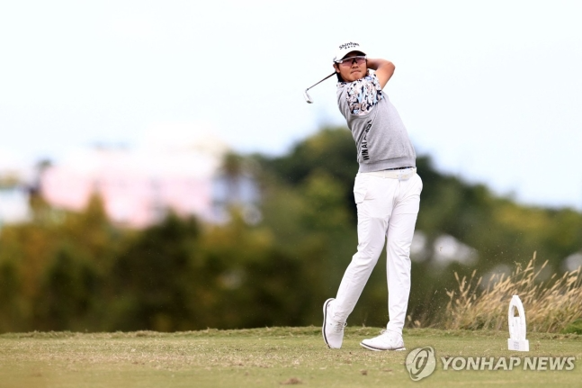 '버디 7개' 5타 줄인 <b>김성현</b>, PGA 투어 버뮤다 <b>챔피언십</b> 2R 20위권 <b>도약</b>
