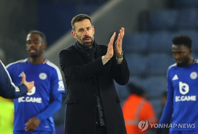 &apos;레스터시티 감독 데뷔전 승리&apos; 판니스텔로이, EPL 홈 경기서 웨스트햄에 3-1 승리...첫 골은 바디