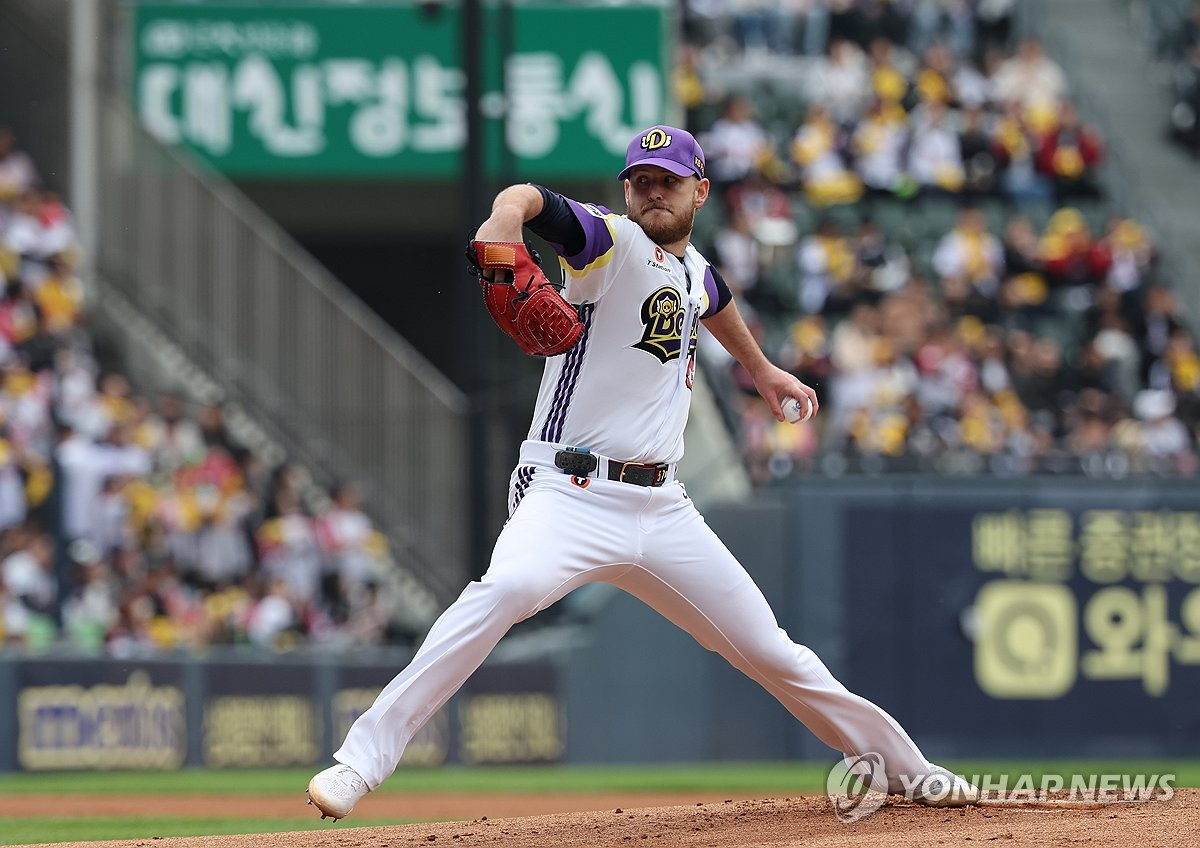 '완전 털렸네' <b>어빈</b>, 삼성전 2⅔이닝 13안타 허용 조기 강판...8자책점