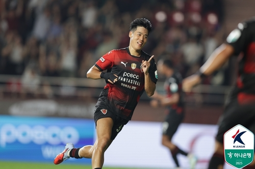 '두 달 만에 2연승'...포항, 홍윤상 결승골로 광주에 1-0 승리