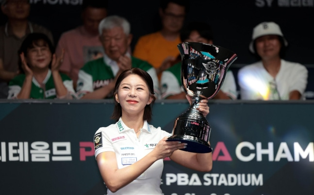 <b>김가영</b>, 스롱 피아비와 6세트 혈투 끝 승리... <b>LPBA</b> 역대 <b>최다승</b> 16승 달...