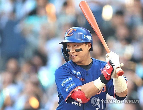 '이게 프로 비스니스다!' 1250만 달러→400만 달러, 1200만 달러→200만 달러...손아섭, 5억원→1억원 실망할 이유 없어