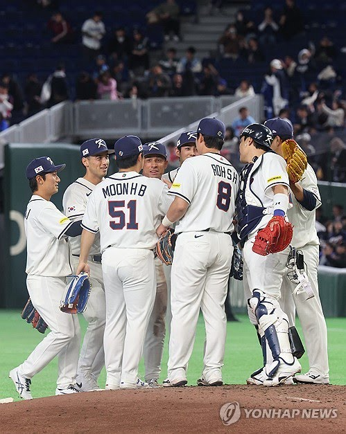 '이건 또 무슨 소리?' "한국이 일본을 이기는 것은, 축구 월드컵에서 브라질을 꺾으라는 말과 같다"...한국, 독일도 꺾었어