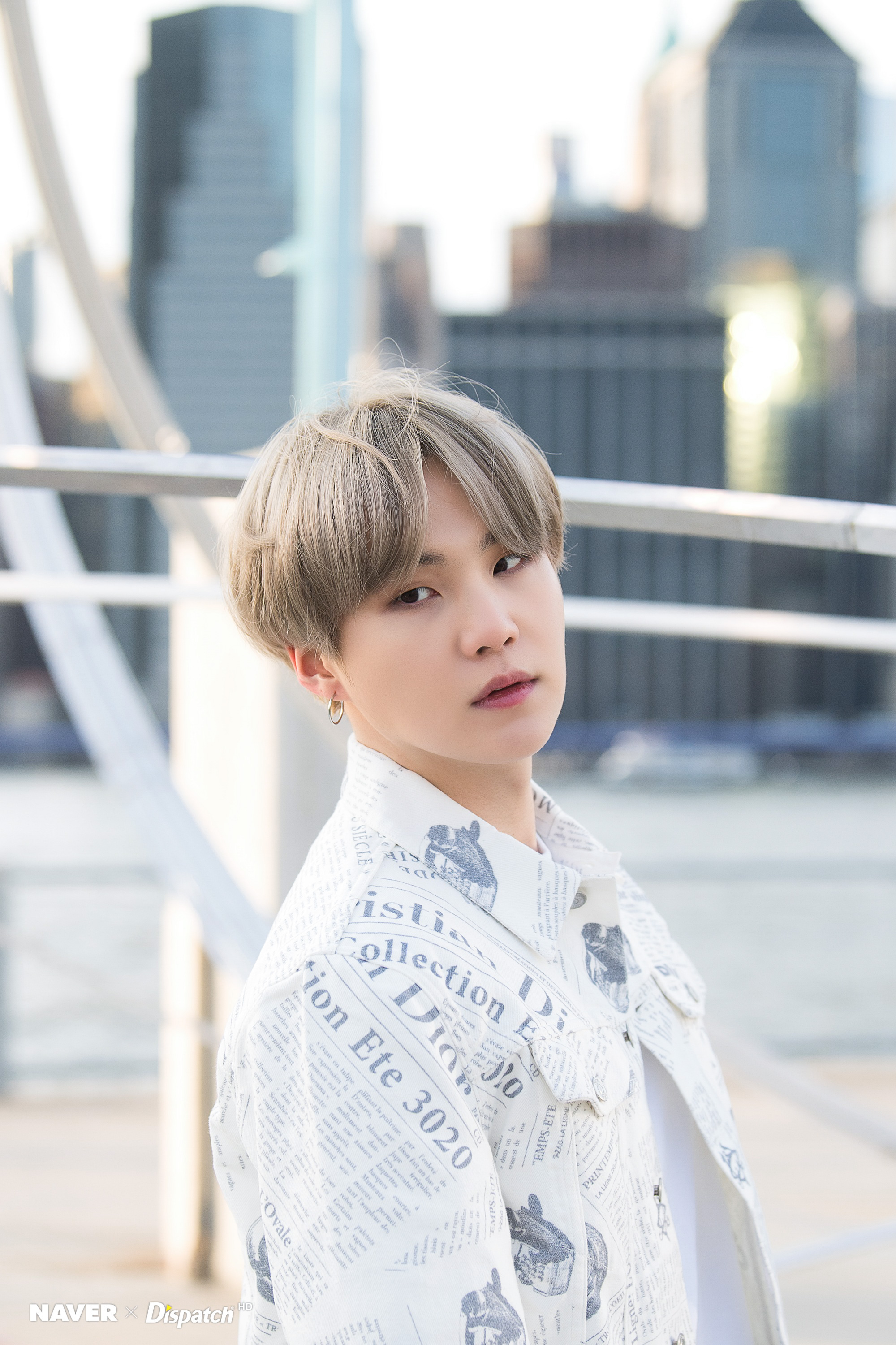 Picture/Dispatch BTS visiting CONNECT BTS in New York ...