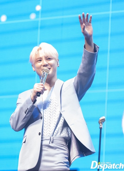 "함께 견뎌줘서, 고마워"…김준수, '준짱'의 20년 | 인스티즈