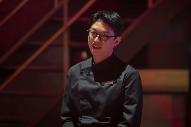 Triple Star Two-timing Controversy, Ex-girlfriend's Revelation (ft. Request for Employment at Michelin Restaurant)