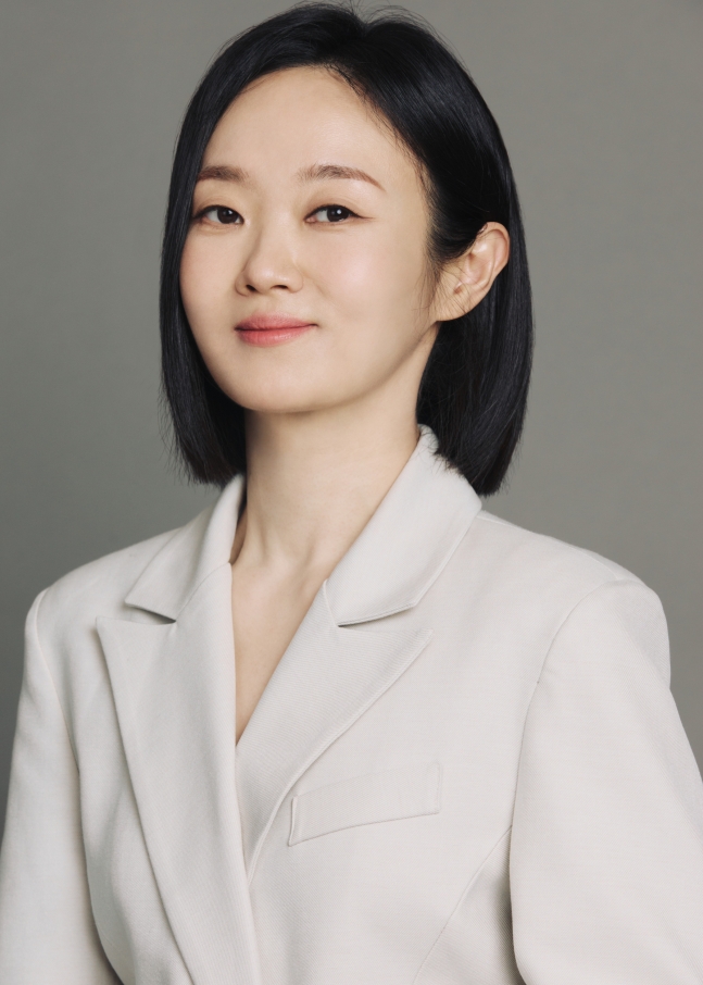 "언젠가는, 성장할 배우생활"…이봉련, 20년차의 고민들 | 인스티즈