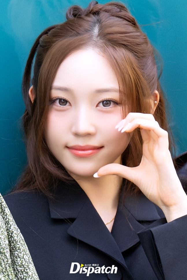 잘 어울린다는 반응 많은 올데프 구찌 포토월 | 인스티즈