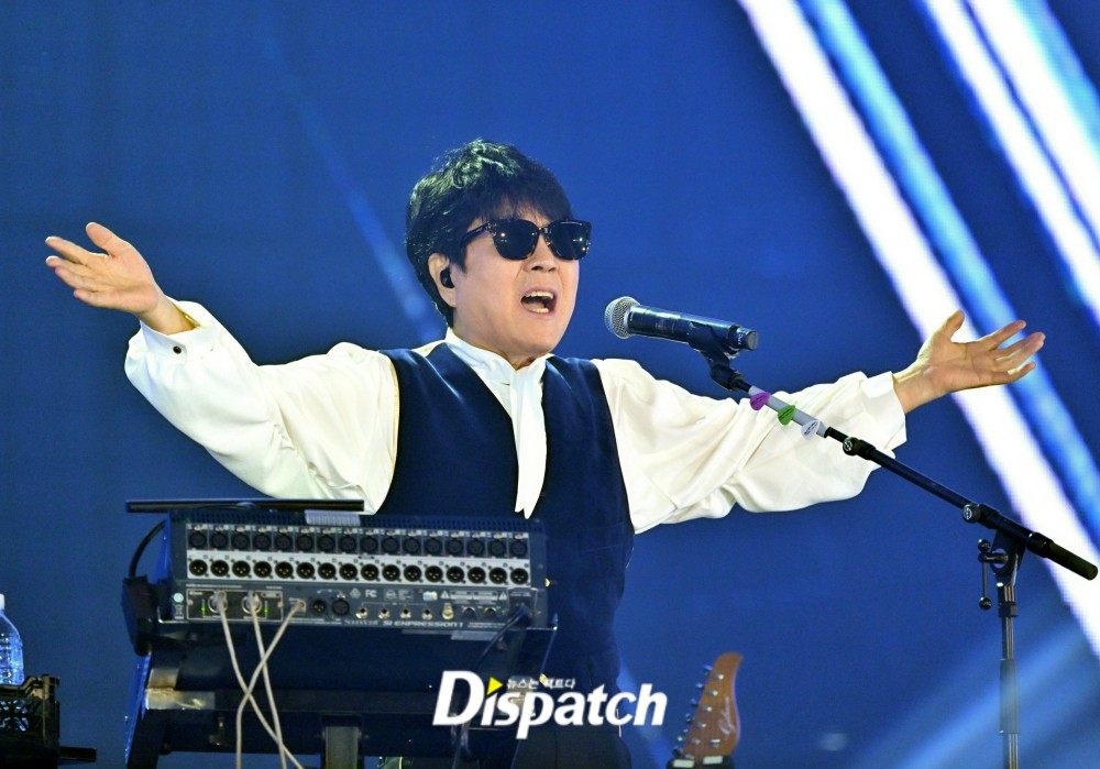 [<b>콘서트</b>] "여전히, 심장이 터진다"…<b>조용필</b>, 리빙 레전드의 150분