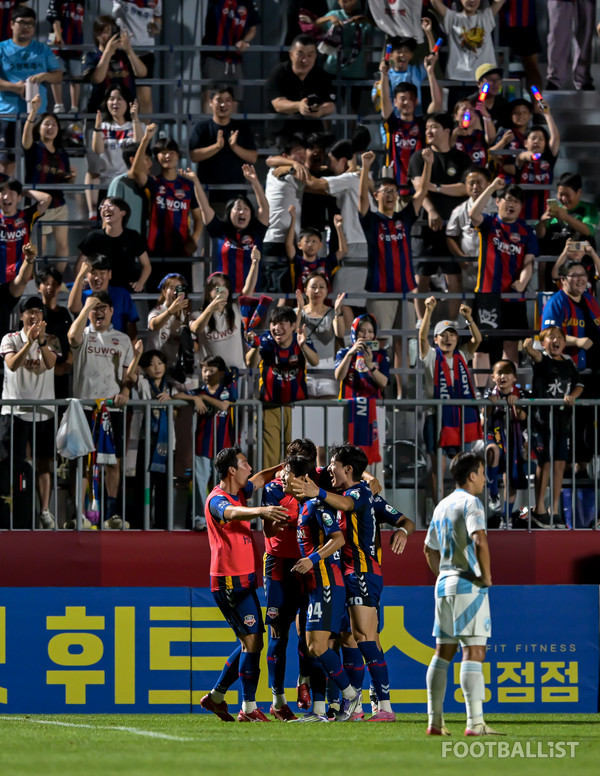 [케리뷰] '싸박 2골 1도움, 윌리안 6G 6골' 수원FC 강등권 탈출! <b>울산</b>에...