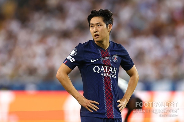 PSG 충격 패배! 이강인 또 '찬밥' 신세…엔리케, 윙어 없자 풀백 공격 올려버렸다