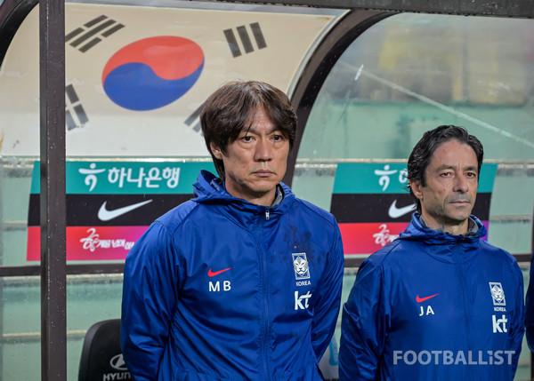 '하늘이 돕는다?' <b>홍명보호</b>, 브라질전 참패에도 <b>월드컵</b> 2<b>포트</b> 가능성 높...