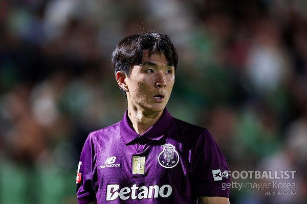 '<b>첫 풀타임</b>' <b>황인범</b>, 포르투 4강행 버팀목 활약 '주전 향해 한 발 더'
