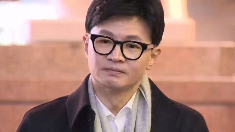 <b>한동훈</b> "<b>김경율 사퇴</b> 들은 바 없다, 정치 핵심은 민생"…오후 교육 관련 정책...