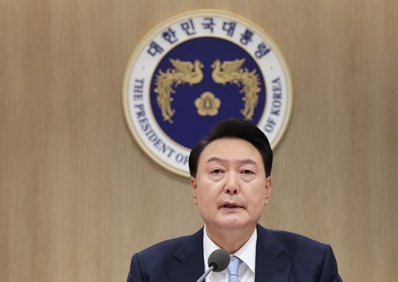 대통령실 "윤 대통령, <b>저출생수석실 설치</b> 준비 지시"