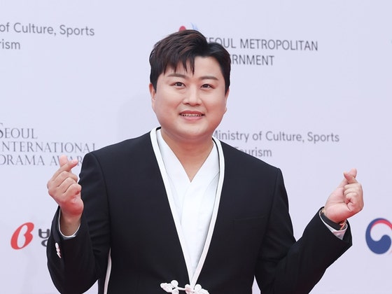 <b>김호중 소속사 대표</b> "김호중, 음주 아닌 공황…대리 출석 내가 지시"