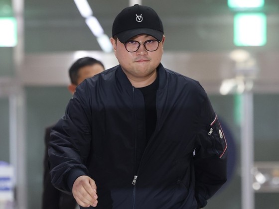 경찰, '음주 <b>뺑소니</b>' 김호중 <b>구속영장 신청</b>
