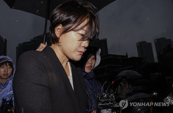 <b>문다혜</b>, 제주 주택 <b>불법</b> 숙박업 혐의 <b>인정</b>...모레 검찰 송치