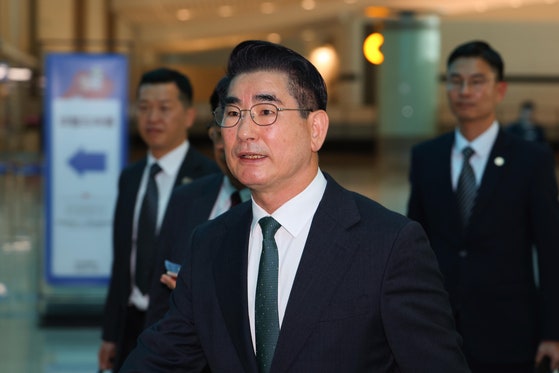 검찰, 내란혐의 <b>김용현 구속영장</b> 청구...<b>윤대통령 공모</b> 여부 주목