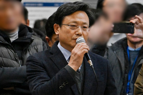 <b>경찰</b>, <b>제주항공</b> 김이배 대표 등 출국금지…중요 참고인
