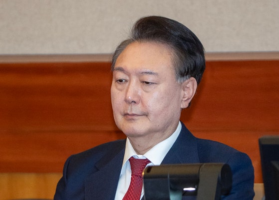 <b>윤 대통령</b> 석방 가능성…법원, <b>구속 취소</b> 청구 인용