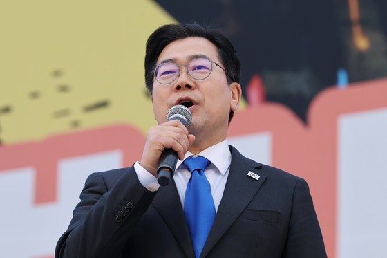 박찬대 “<b>최상목 탄핵 절차</b> 개시…시기는 더 논의”