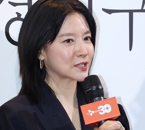"<b>이영애</b>, 김 여사와 친분" 주장한 <b>유튜버</b> 벌금 700만원 <b>약식기소</b>