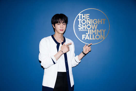 <b>방탄소년단 진</b>, 美 NBC '<b>지미 팰런쇼</b>' 접수