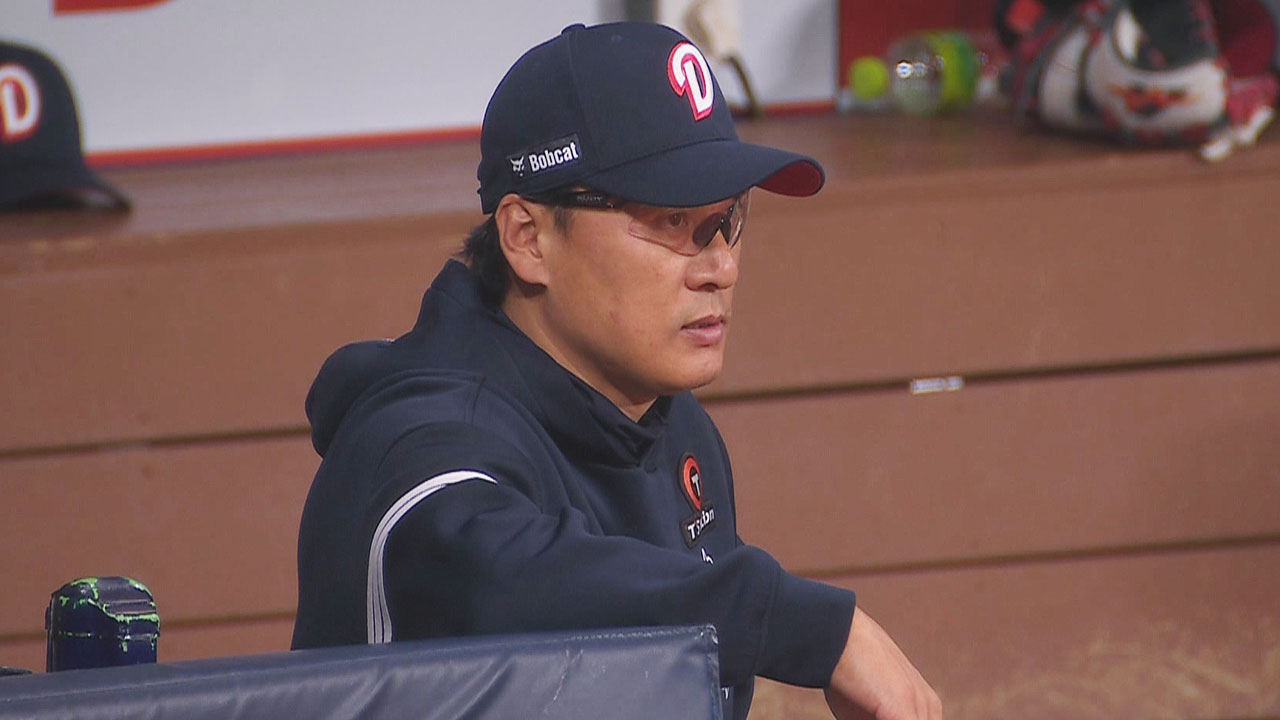 '키움전 2연패' 충격 컸나…<b>이승엽 감독</b>, 결국 <b>자진사퇴</b>