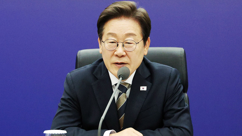 코스피 3000 뚫은 날, 이 대통령 "<b>AI</b> 시대 고속도로 구축"