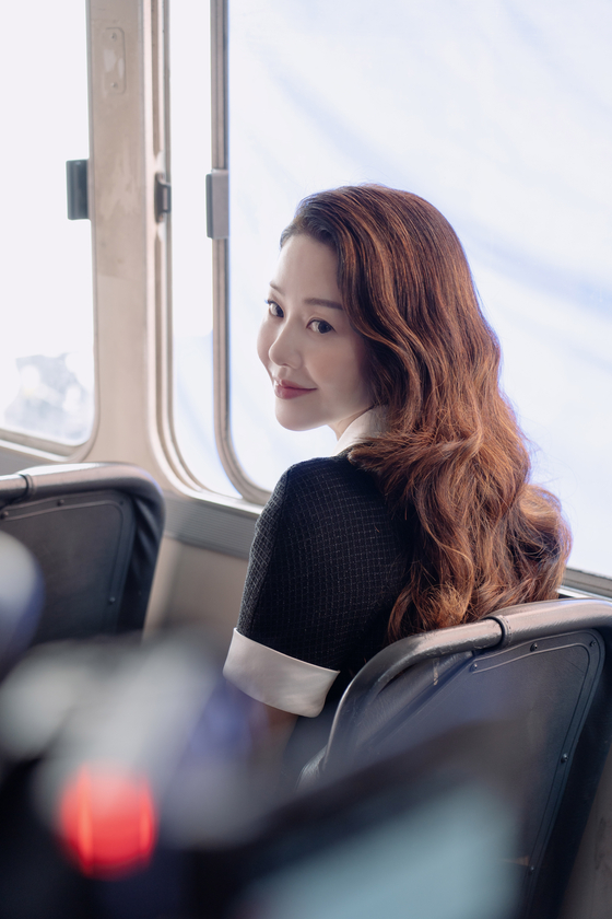 新계약·재계약 러브콜…<b>고현정</b>, 변함없는 광고계 영향력