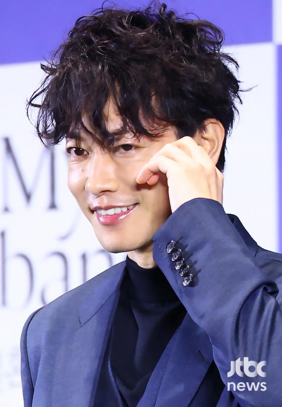 코시바 후우카·사토 타케루, '<b>내 남편과 결혼해줘</b>' <b>일본판</b> 제작발표회...