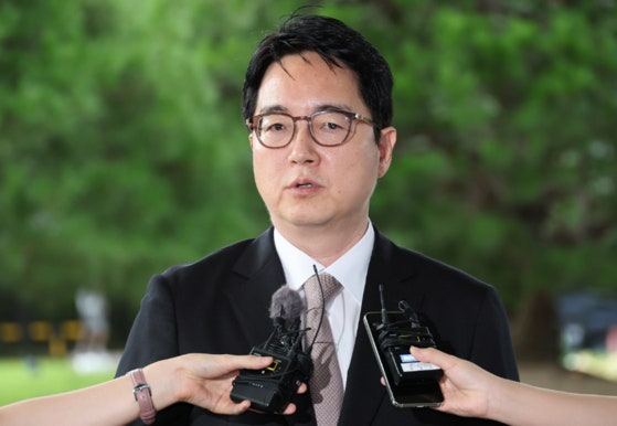<b>심우정</b> '<b>검찰</b>개혁' 묻자…"형사사법시스템, 국가 백년대계로 설계돼야"
