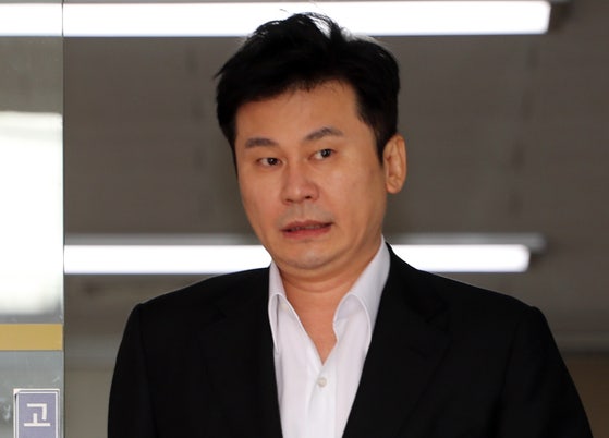 <b>양현석</b> '비아이 <b>마약 수사 무마</b>'…징역형 집행유예 확정