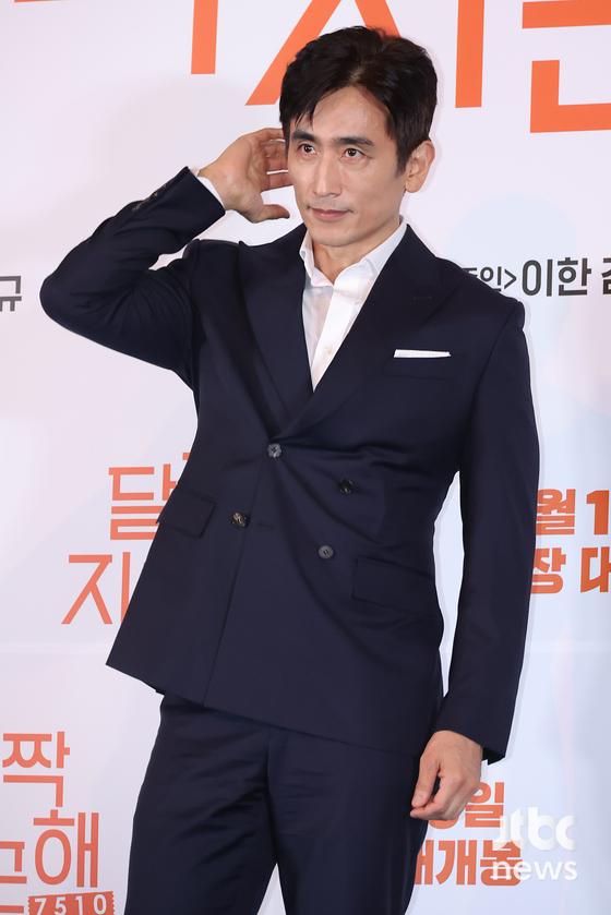 <b>차인표</b>, 제14회 <b>황순원문학상</b> 신진상 수상 “과분해”