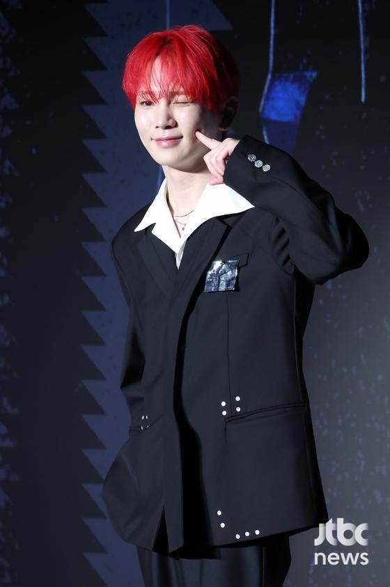 모두 '청량' 외칠 때 '호러'로 돌아온 <b>샤이니 키</b> "하고 싶은 건 해야 해...