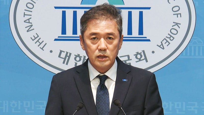 조국혁신당 <b>황현선</b> 사무총장 사퇴…당 <b>성비위 논란</b> 사과