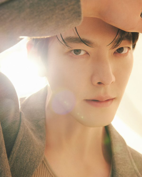 [인터뷰] 감독 교체·엔딩·성적…<b>김우빈</b>이 전한 '다지니' 비하인드