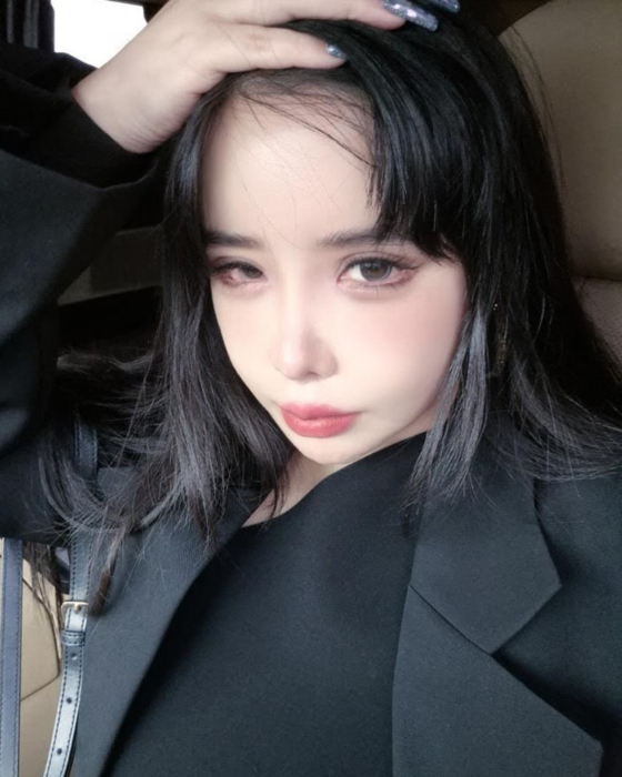 <b>박봄</b> 소속사, <b>양현석 고소</b> 사실 부인 "정산 이미 완료, 치료에 전념 중...