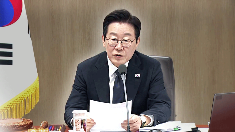 대통령 APEC 성공에 총리부터 모두 고생했다며 표창 준비 지시