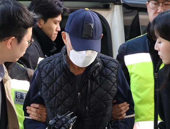 '<b>부천</b>시장 돌진' 운전자 <b>구속</b>…"모야모야병 심해" 주장하기도