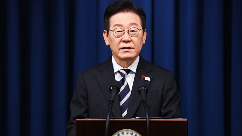 이 대통령 특별성명 "12월 3일, <b>국민주권의 날</b>로 정할 것"