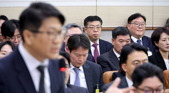 '수사외압 의혹' 엄희준, <b>쿠팡특검</b> 첫날 "<b>문지석</b> 무고죄 처벌 요청"