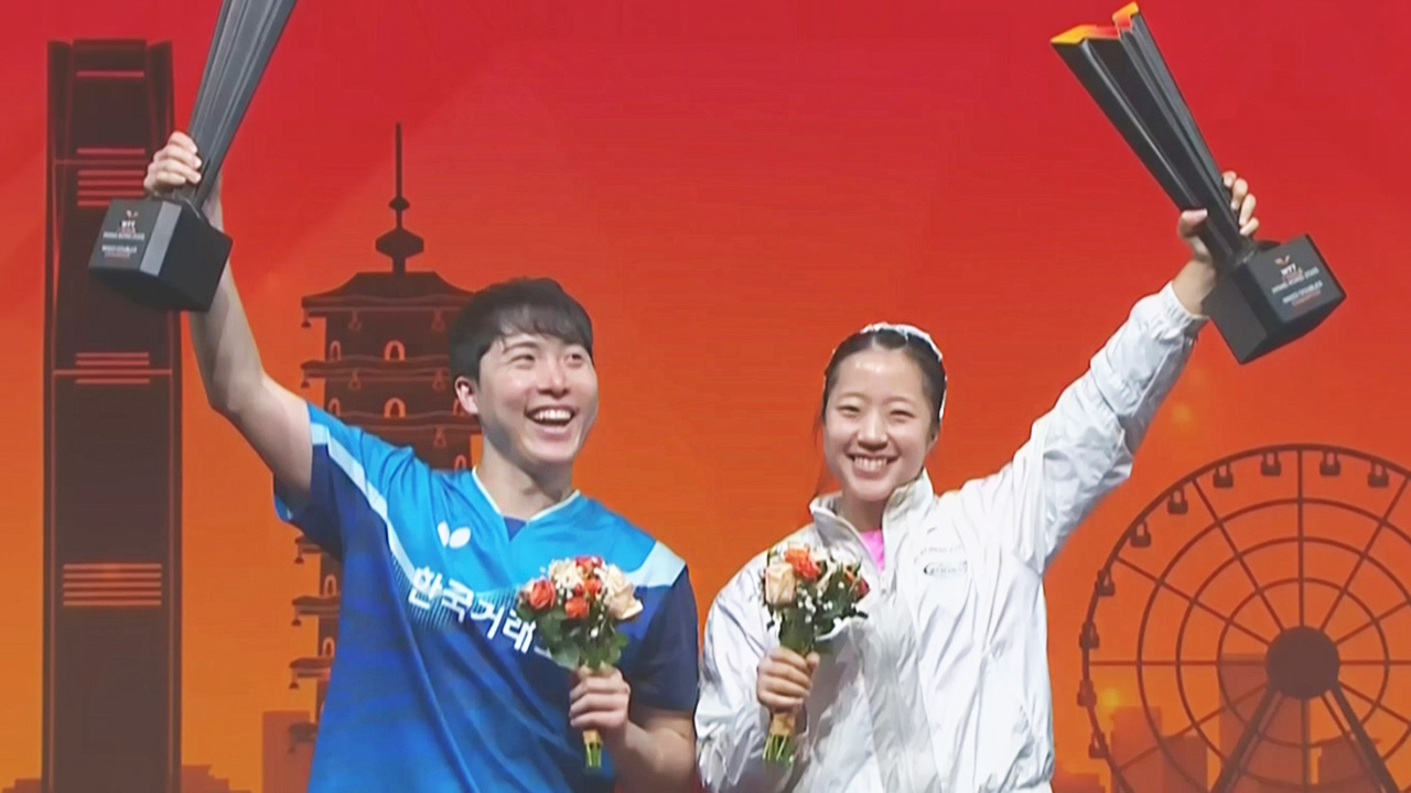 '한국 <b>탁구</b> 역사 새로 쓰다'…<b>임종훈</b>·<b>신유빈</b> 왕중왕전 '첫 우승'