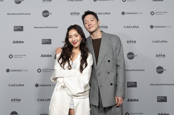 "놀라운 발견" 선댄스 간 <b>최희서</b>, <b>손석구</b>와 기립박수 받았다