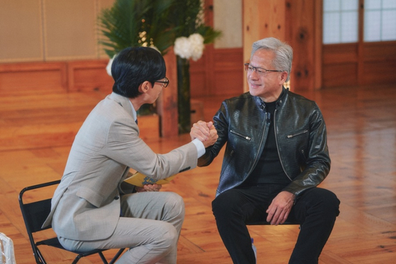 <b>젠슨 황</b>이 유재석에게 붙여준 별명은? “MC 챔피언”