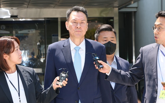 "이러다 5·18 같은 상황 발생할 수도"…합참 참모들, 김명수에 조언