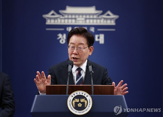 이대통령 "선관위, 방종에 가까운 자유…'원포인트 개헌' 해야"