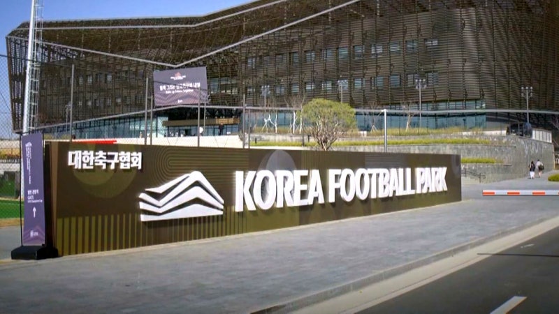축협 '늦장 사과'엔 "운영 최우선"…'잇따른 실패' 설명 없었다