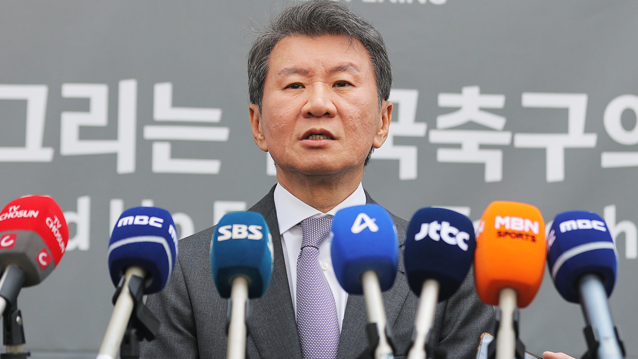 정몽규, 시기 앞당겨 축구협회장 사임…"모든 과오 제 책임"